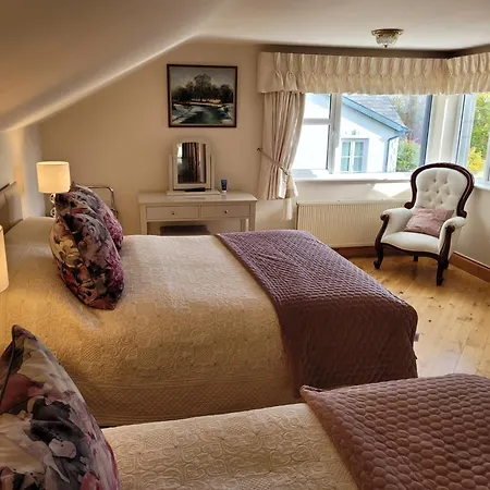 Rockcrest House 4*