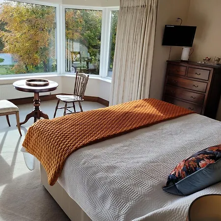 Rockcrest House Гостевой дом Кенмар